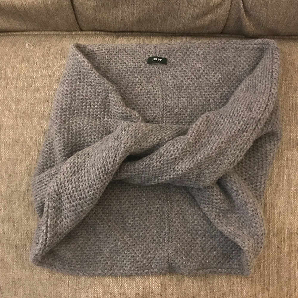 J crew scarf 🧣